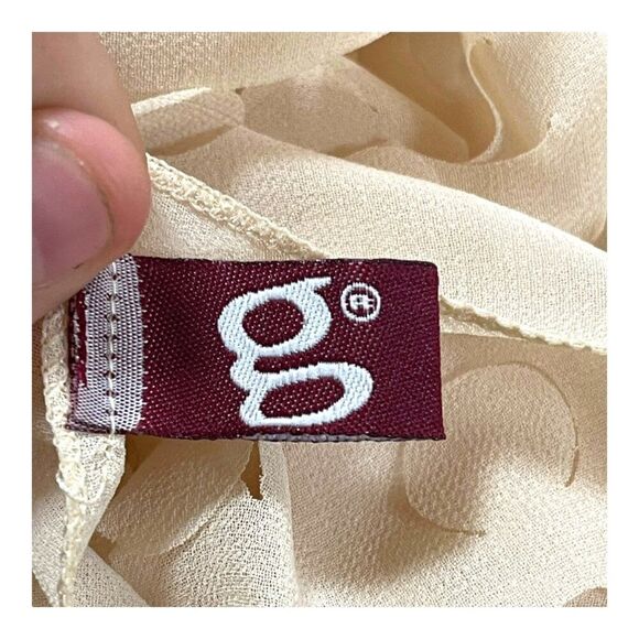 Cream Polka Dot Textured Scarf Polyester Lightweight & Stylish 18" Wide G Brand - Picture 3 of 5